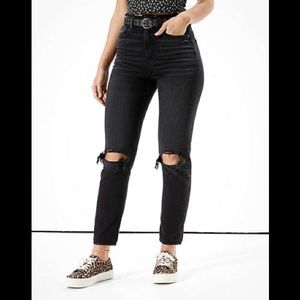 American Eagle Relaxed Busted Knee Mom Jeans Black